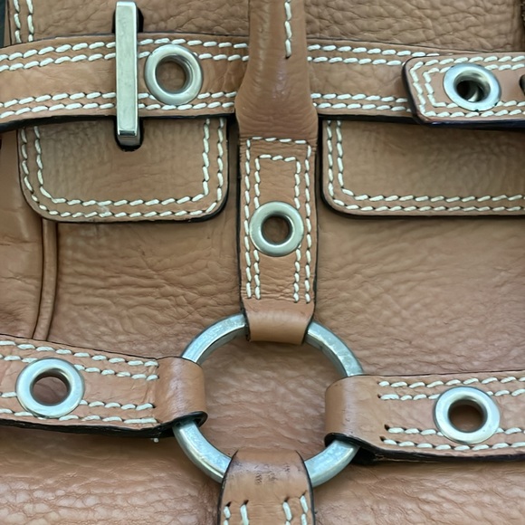 COPY - Luella Tan Leather Handbag with White Stitching. Top Handles. Detachable… - Picture 2 of 10
